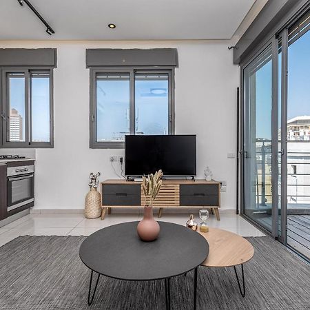 Superb 1,5 Bdr W Balcony Close To The Beach Τελ Αβίβ Εξωτερικό φωτογραφία